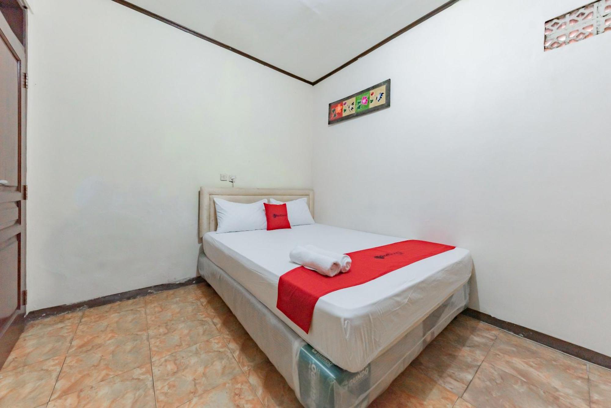 Reddoorz Near Cikole Lembang Exterior foto