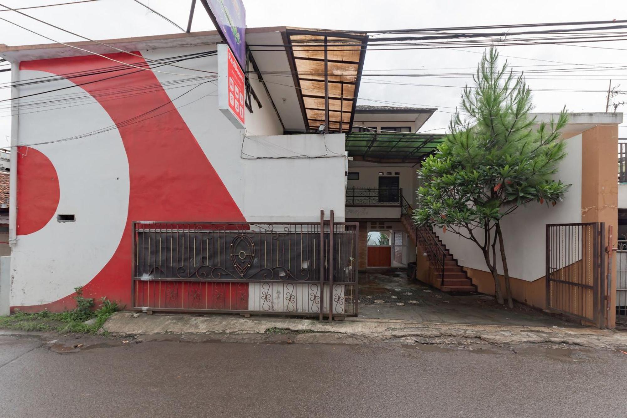 Reddoorz Near Cikole Lembang Exterior foto