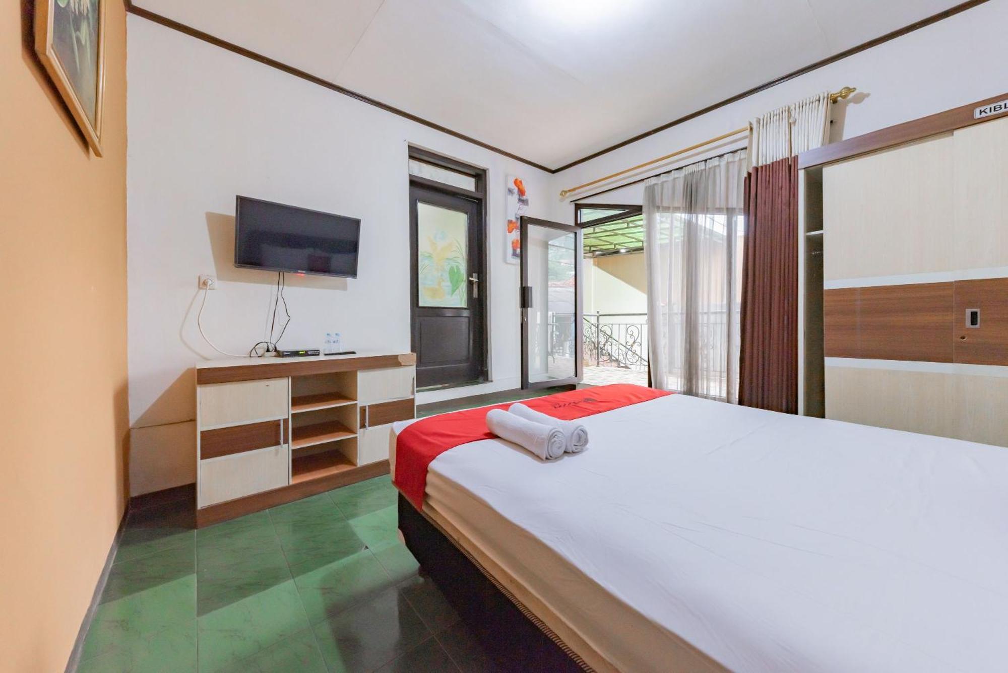 Reddoorz Near Cikole Lembang Exterior foto